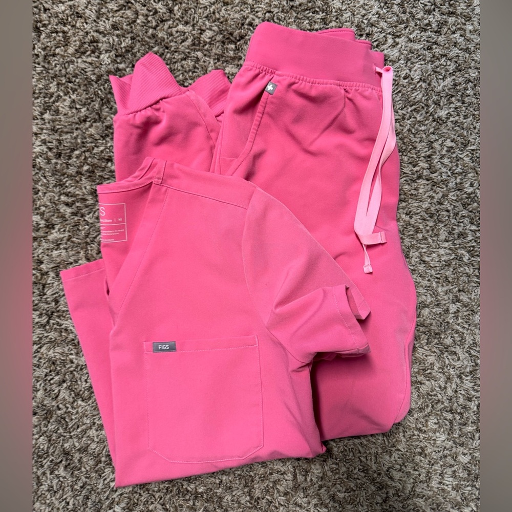 Figs bubblegum pink set